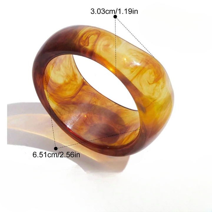 Beau Bracelet à petit prix couleur ambre solaire, idéal pour un look trendy à souhait!