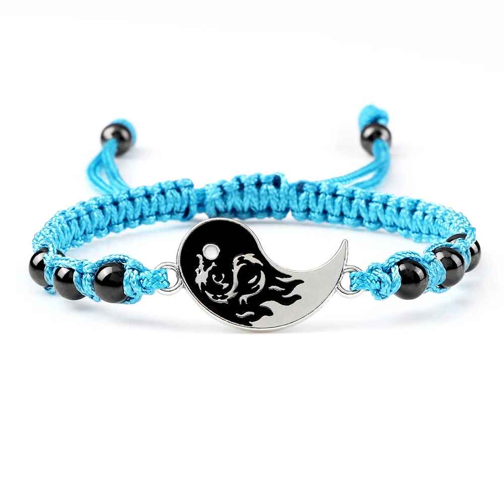 La présence de l’hématite suggère ancrage, patience et qualité d’attention dans les échanges.