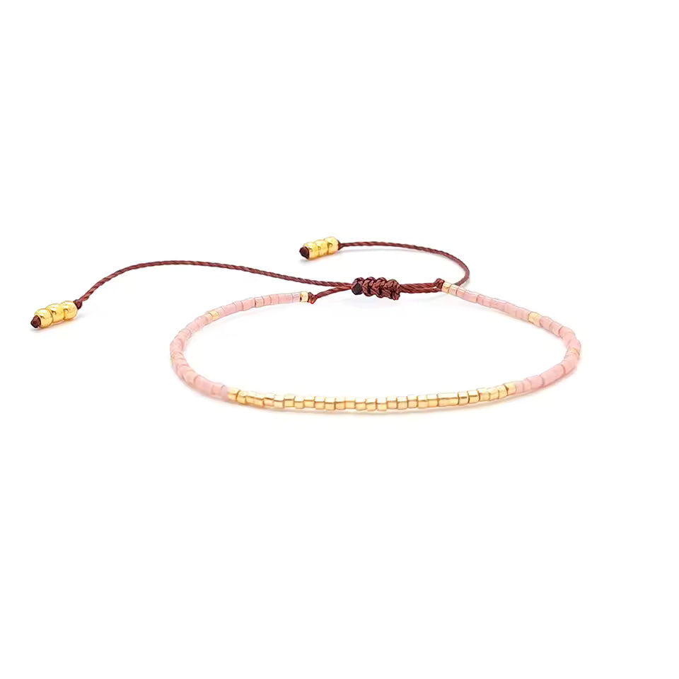 Bracelet Miyuki violet lavande aux reflets doux.