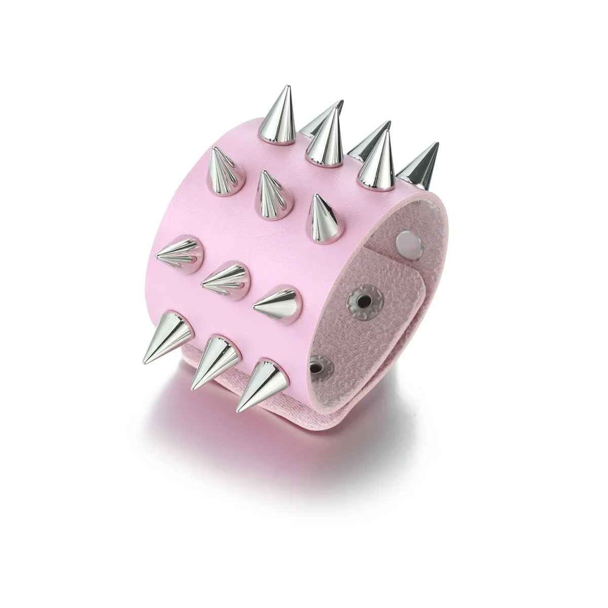 Bracelet rose gothique clouté fait main, au style affirmé et rebelle.